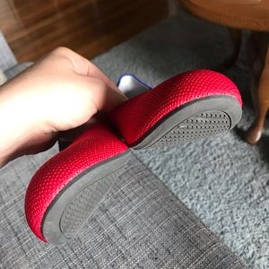 Red Rothy’s size 8 Almost brand new!